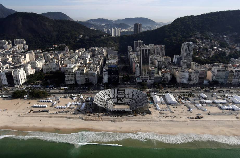 Copacabana: qui sar di scena il beach volley (Reuters)